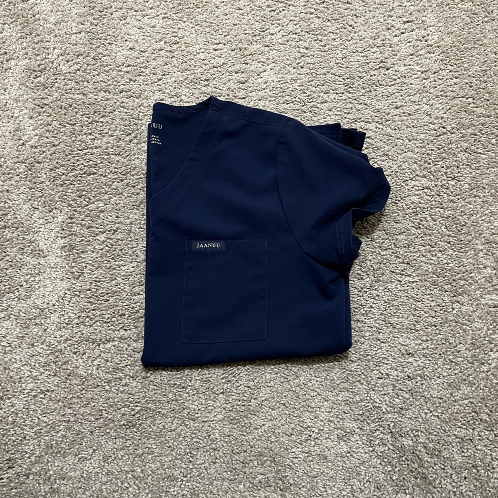 Jaanuu One Pocket Scrub Top